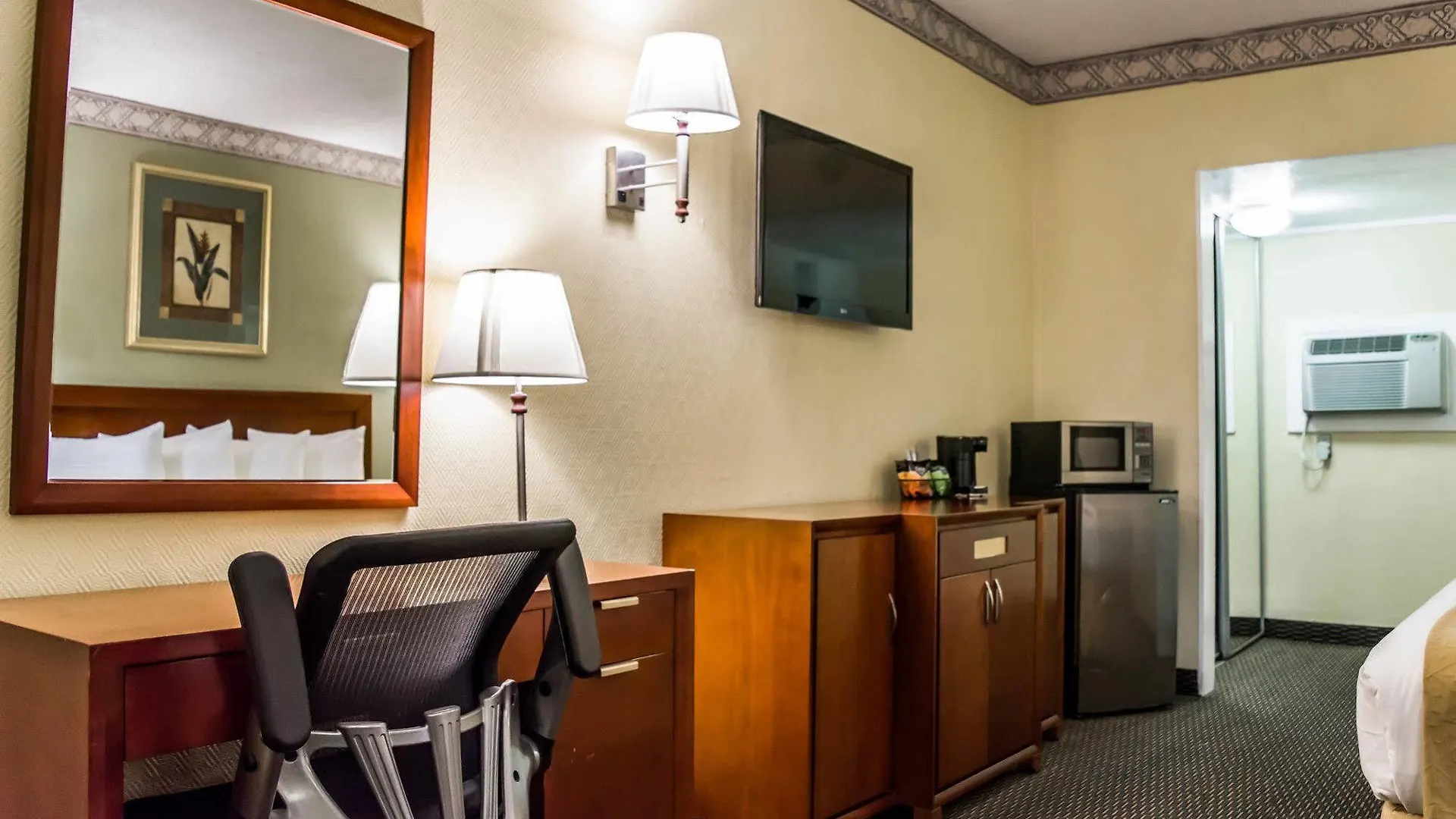 Quality Inn Airport - Cruise Port Tampa