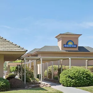 Days By Wyndham Charlotte/woodlawn Near Carowinds 2*, Charlotte Estados Unidos