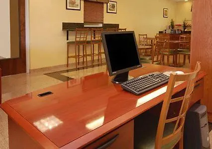 Quality Inn Airport - Cruise Port Tampa