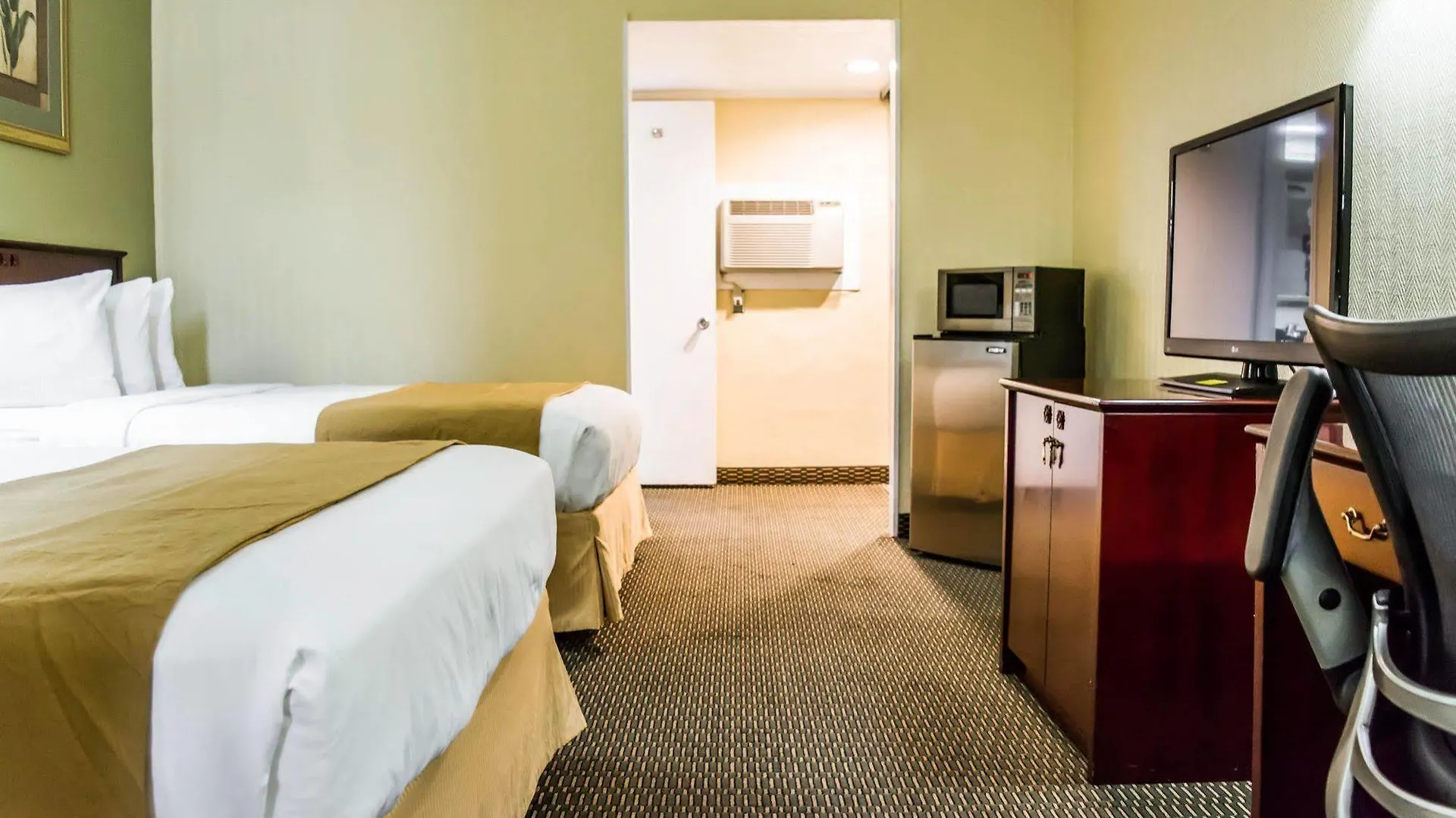 Quality Inn Airport - Cruise Port Tampa