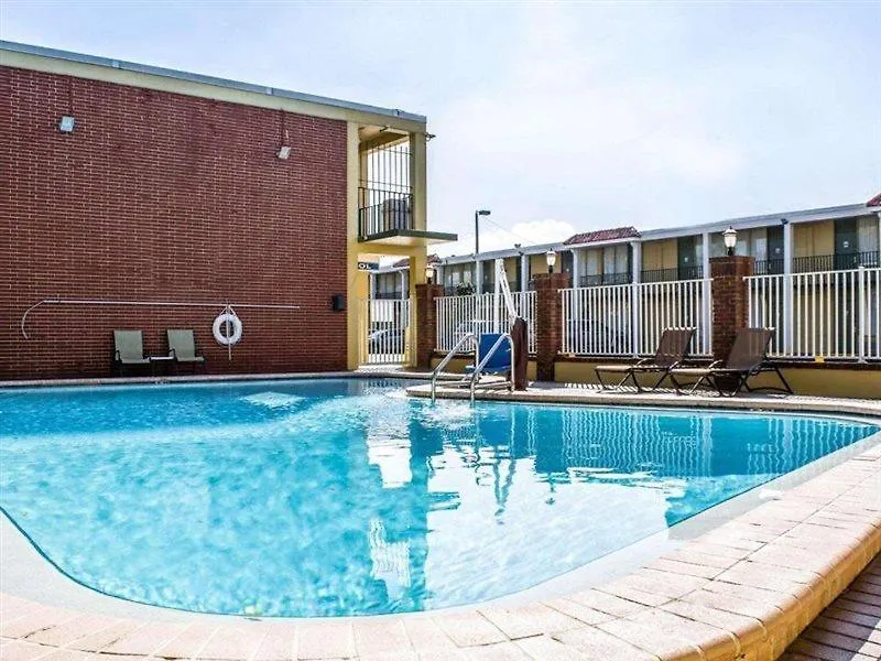 Quality Inn Airport - Cruise Port Tampa