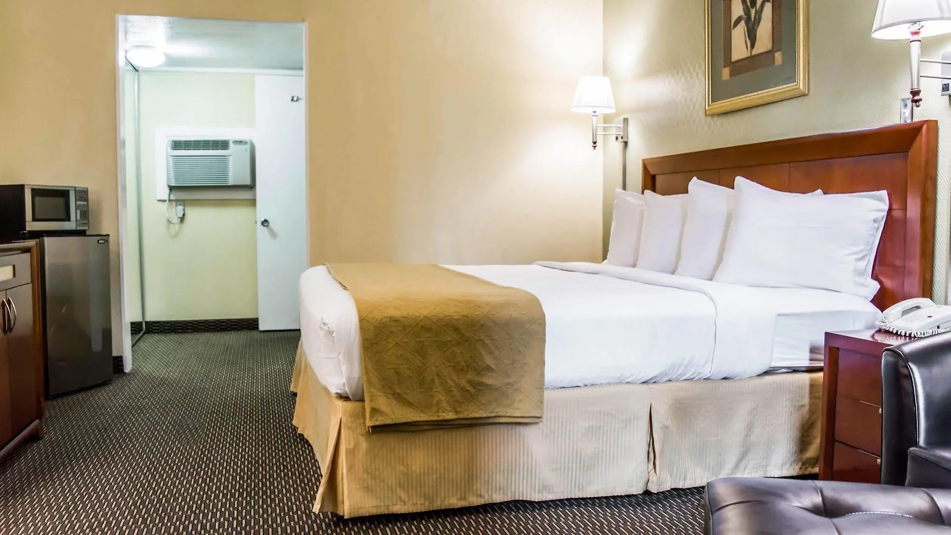Quality Inn Airport - Cruise Port Tampa